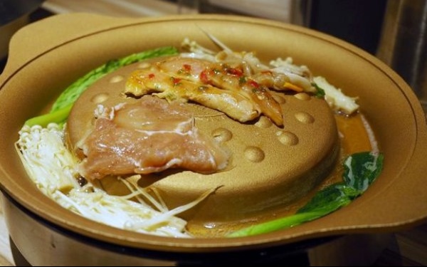 「銅盤嚴選韓式烤肉(嘉義秀泰店)」Blog遊記的精采圖片